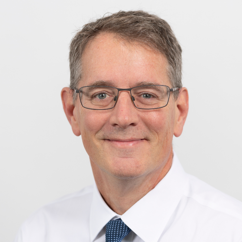 Robert Garda headshot